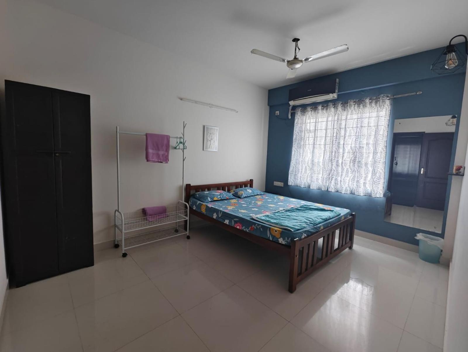 Sea Facing 2Bhk, Vatika Apartment Mangalore Exterior foto